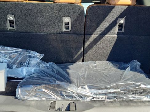 New 2026 Nissan Armada SL image 13