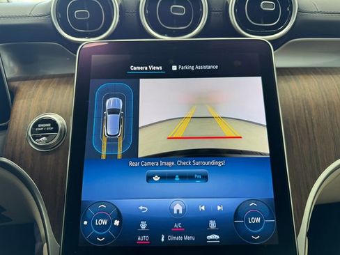 Used 2024 Mercedes-Benz GLC 300 GLC 300 image 27