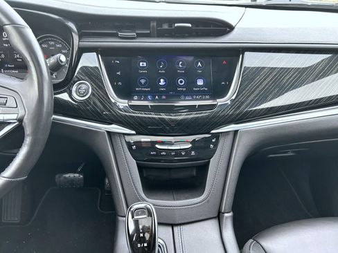 Used 2020 Cadillac XT6 Premium Luxury image 18