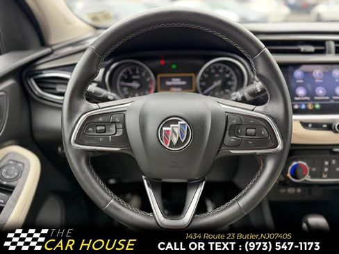 Used 2021 Buick Encore GX Preferred w/ Cold Weather Comfort Package image 24