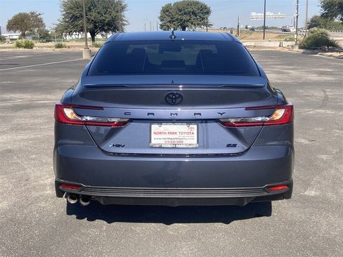 New 2026 Toyota Camry Hybrid image 6
