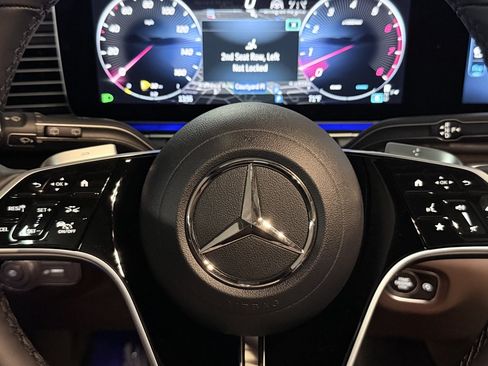 New 2026 Mercedes-Benz GLS 450 4MATIC image 24