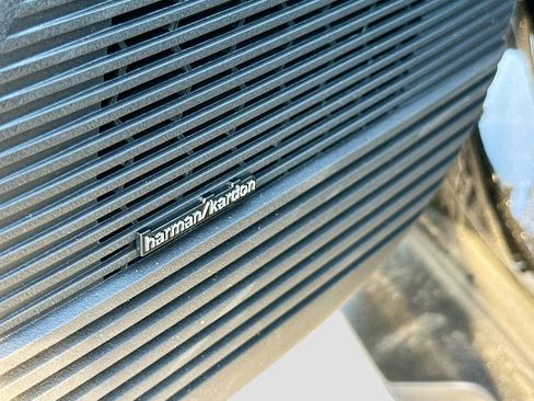 New 2026 Subaru Outback Limited XT image 19