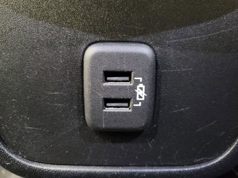 Used 2020 Chevrolet Equinox LT image 14