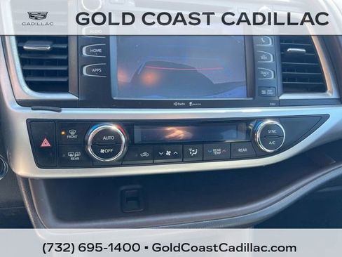 Used 2015 Toyota Highlander XLE image 22