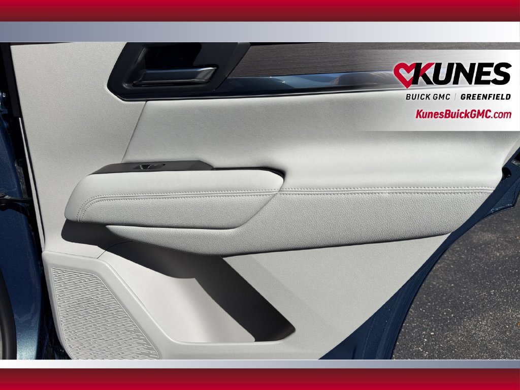 New 2027 GMC Terrain Denali w/ LPO, Floor Liner Package AWD/4WD image 44