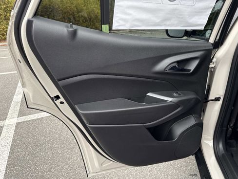 New 2026 Chevrolet Trax RS w/ Driver Confidence Package FWD image 9