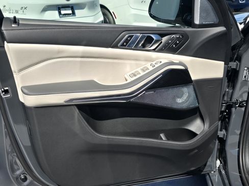New 2026 BMW ALPINA XB7 AWD/4WD image 15
