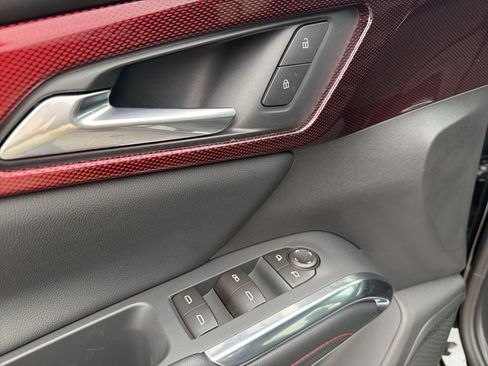 New 2026 Chevrolet Traverse Z71 w/ LPO, Floor Liner Package image 17