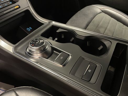 Used 2023 Ford Edge ST-Line image 14