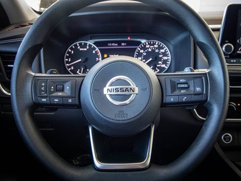 Used 2021 Nissan Rogue S image 33