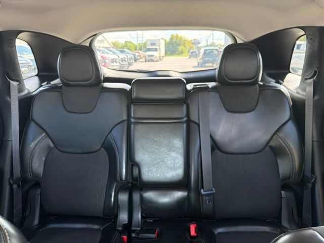 Used 2018 Jeep Cherokee Latitude Plus w/ Cold Weather Group AWD/4WD image 29