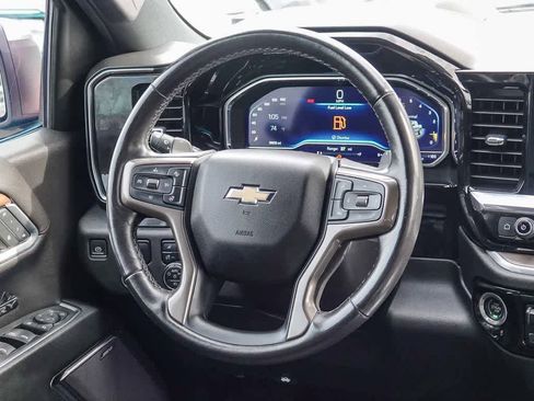 Used 2022 Chevrolet Silverado 1500 High Country w/ Technology Package image 14