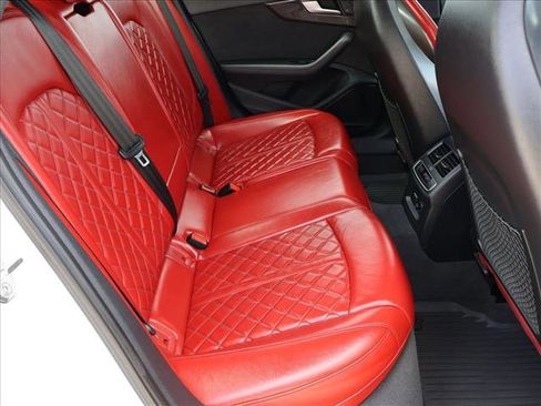 Used 2019 Audi S4 Prestige AWD/4WD image 26
