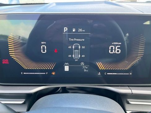 New 2026 Kia Sportage EX FWD image 12