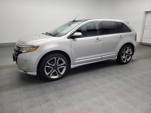 Used 2014 Ford Edge Sport w/ Driver Entry Package image 2