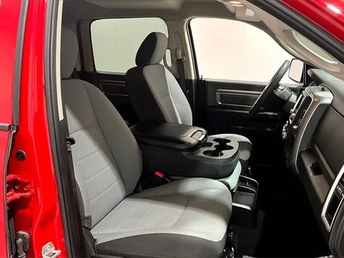 Used 2023 RAM 1500 Classic SLT image 29