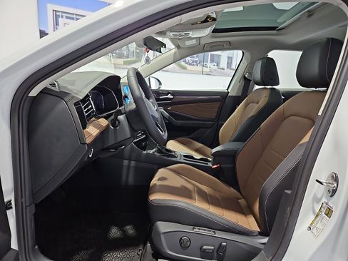 New 2026 Volkswagen Jetta SEL image 12