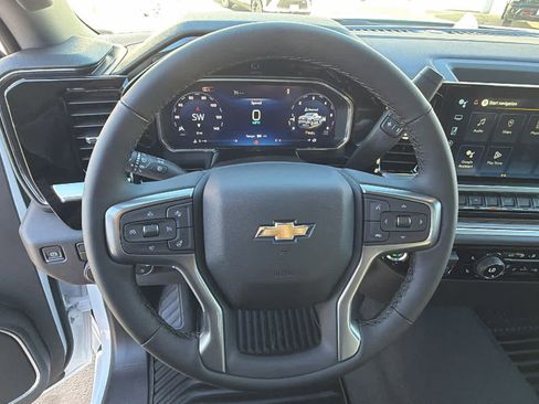 New 2026 Chevrolet Silverado 1500 LT image 18