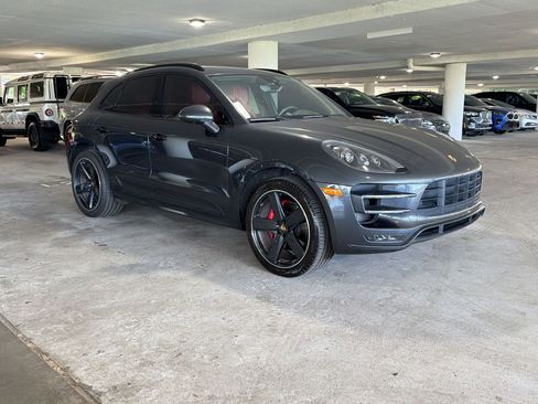 Used 2017 Porsche Macan Turbo AWD/4WD image 6