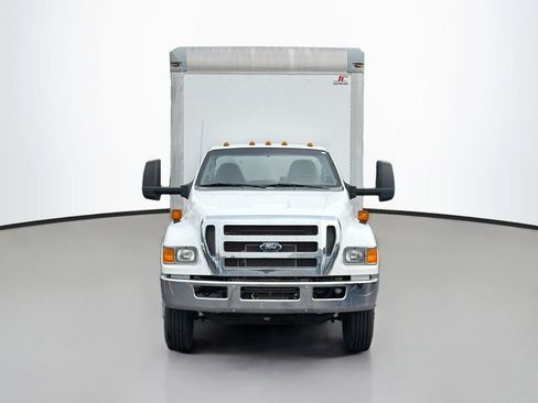 Used 2015 Ford F650 2WD Regular Cab Super Duty image 2