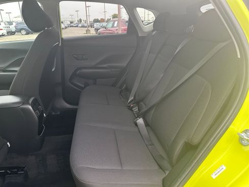 Used 2025 Hyundai Kona SEL image 25