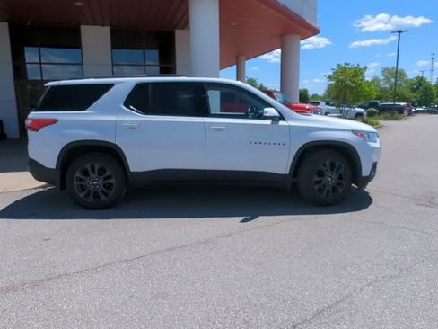 Used 2021 Chevrolet Traverse RS AWD/4WD image 35