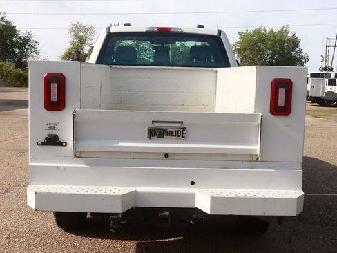 Used 2022 Ford F250 XL w/ Power Equipment Group AWD/4WD image 6