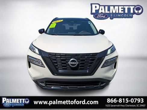 Used 2023 Nissan Rogue SV w/ SV Premium B Package FWD image 8