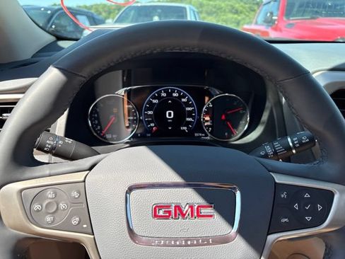 Used 2023 GMC Acadia Denali AWD/4WD image 25