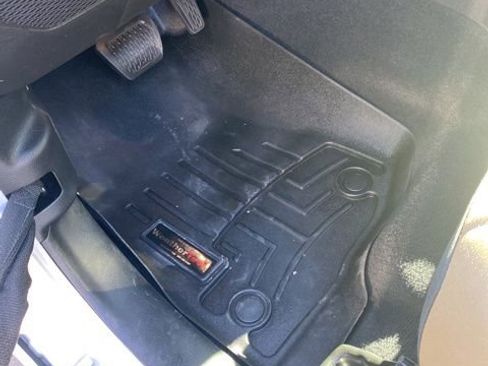 Used 2022 Jeep Wrangler Unlimited Sport image 18