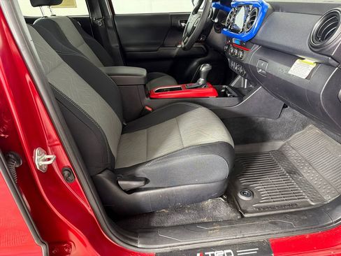 Used 2021 Toyota Tacoma TRD Sport RWD image 10