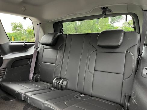 Used 2015 Chevrolet Tahoe LT AWD/4WD image 31