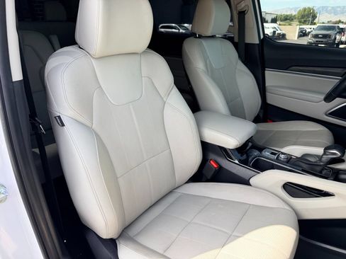 Used 2022 Kia Telluride EX w/ EX Premium Package AWD/4WD image 24