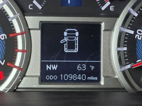 Used 2018 Toyota 4Runner TRD Off-Road Premium image 11