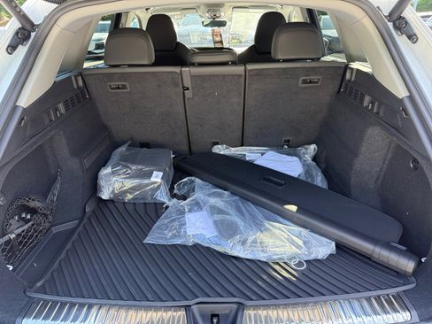 Used 2025 Audi Q5 Premium Plus w/ Premium Plus image 14