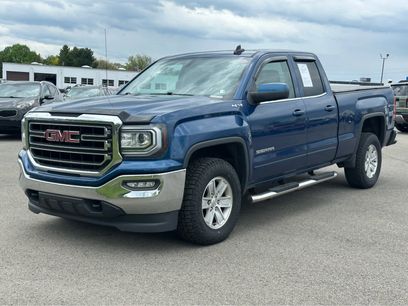 Used 2017 GMC Sierra 1500 SLE w/ SLE Value Package