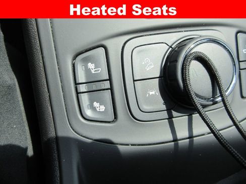 Used 2024 GMC Terrain SLT w/ Infotainment Package II FWD image 20