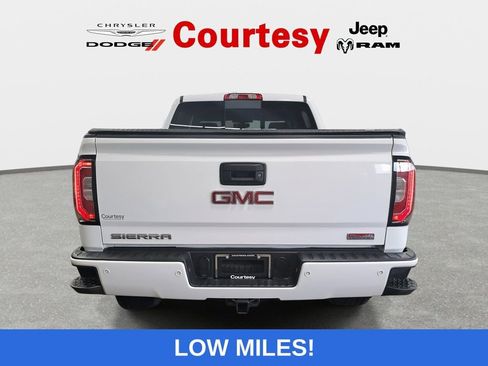 Used 2018 GMC Sierra 1500 SLT image 6