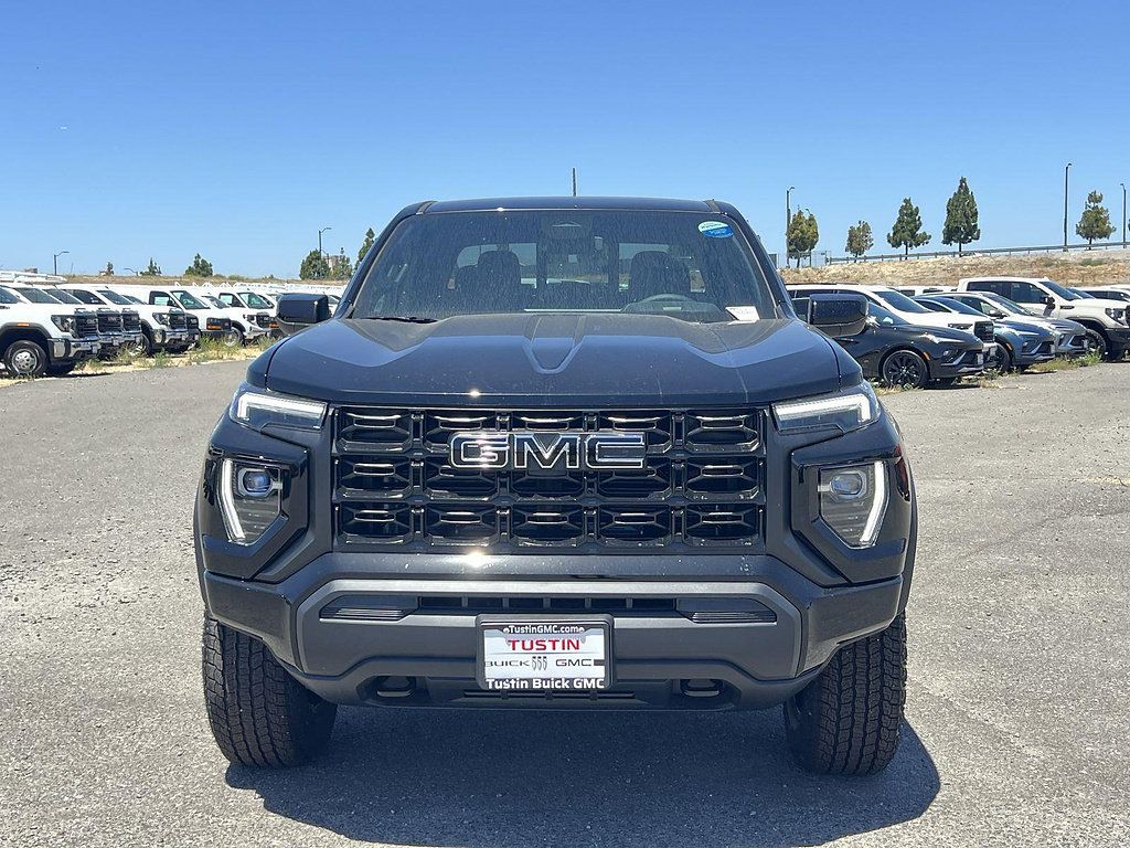 New 2026 GMC Canyon Elevation w/ LPO, Black Badging Package RWD image 8