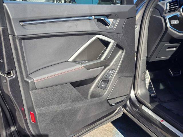 Used 2025 Audi Q3 2.0T Premium Plus AWD/4WD image 19