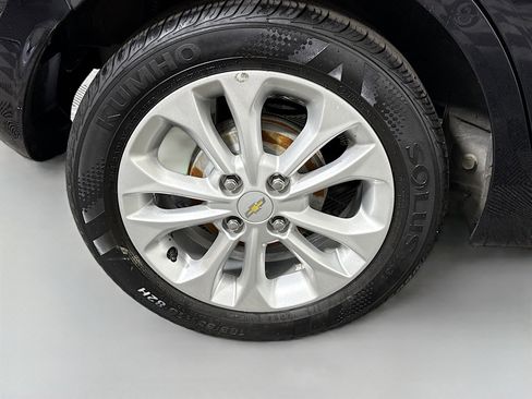 Used 2021 Chevrolet Spark LT image 32