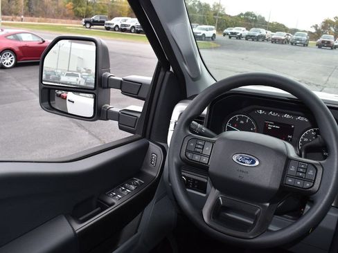 New 2026 Ford F250 XL w/ FX4 Off-Road Package AWD/4WD image 18