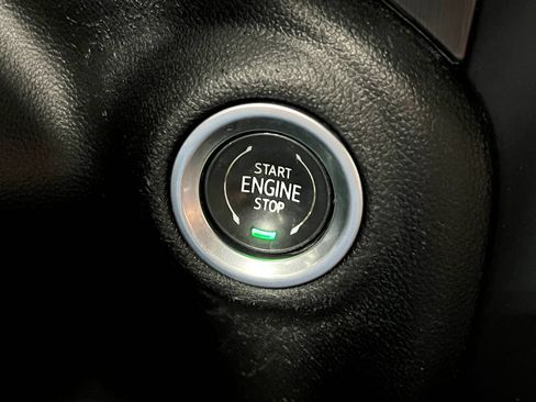Used 2021 GMC Sierra 2500 AT4 w/ AT4 Premium Plus Package AWD/4WD image 25