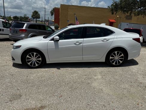 Used 2016 Acura TLX image 4