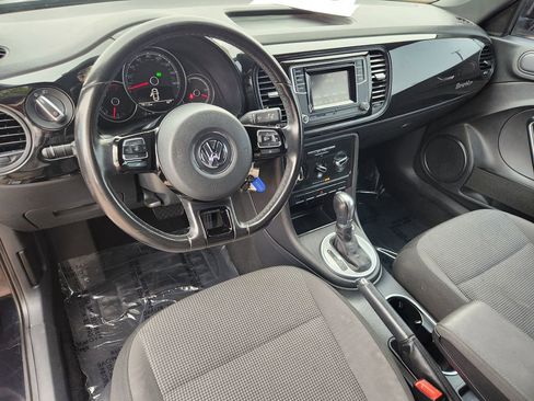 Used 2019 Volkswagen Beetle 2.0T SE FWD image 16