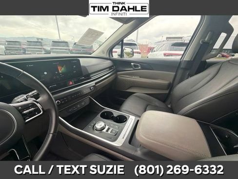 Used 2026 Kia Carnival LXS FWD image 17