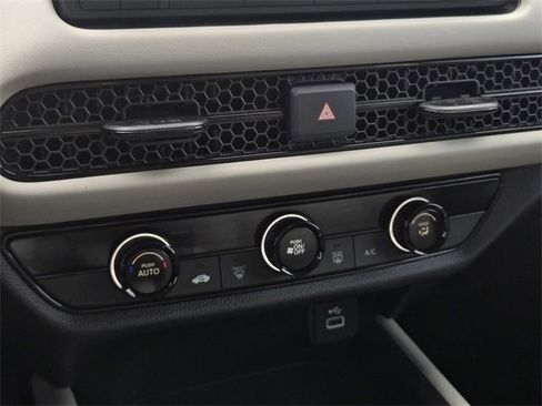 Used 2023 Honda HR-V LX image 22