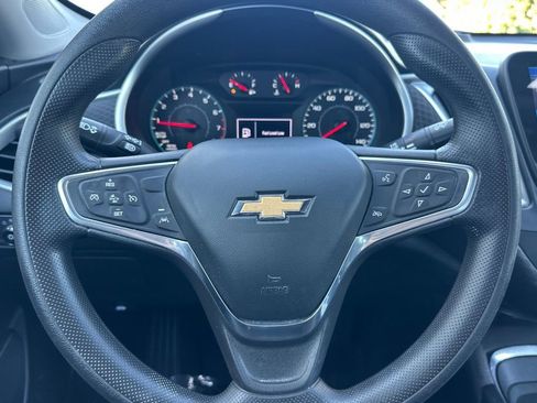 Used 2023 Chevrolet Malibu LT image 22