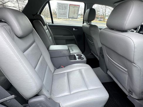 Used 2006 Ford Freestyle SEL image 39